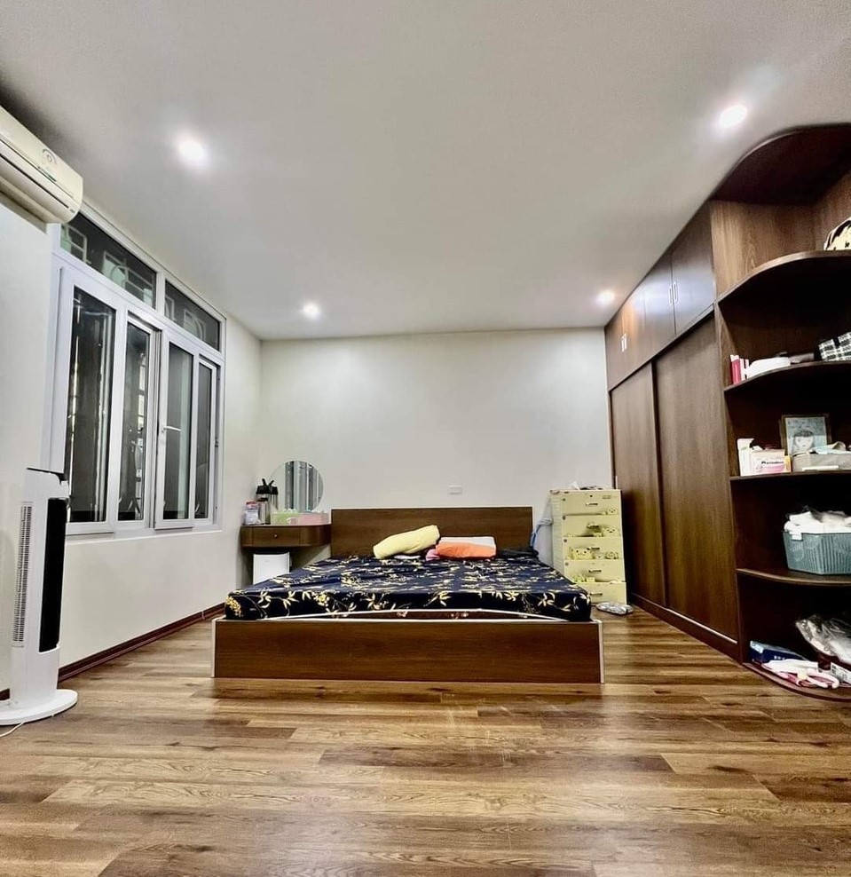 MẶT PHỐ HOÀNG MAI PHÂN LÔ VIP-VỈA HÈ KINH DOANH-HAI MẶT TIỀN-MỚI ĐẸP