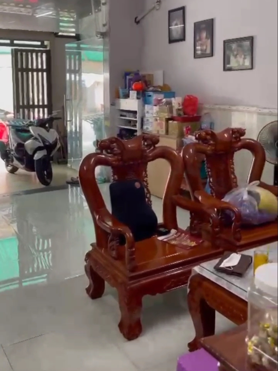 Bán nhà mặt tiền đường 47 Trần Văn Giàu Q.Bình Tân 4.5x18m 3 Tầng 8.1 tỷ