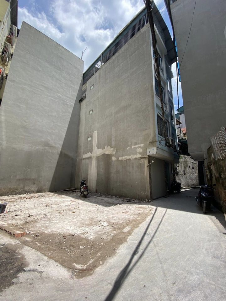 BÁN ĐẤT NGÕ 59 MỄ TRÌ- NAM TỪ LIÊM DIỆN TÍCH 44M- LÔ GÓC 2 MẶT TIỀN- Ô TÔ GẦN NHÀ- GIÁ CHỈ 87TR/M2