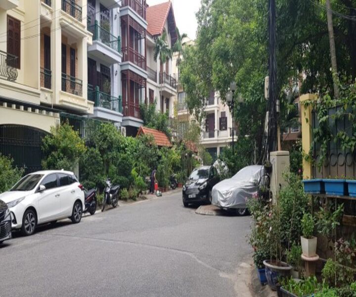 bat-dong-san-ngo-2-giang-vo ban-nha-ngo-2-giang-vo-gia-cuc-re