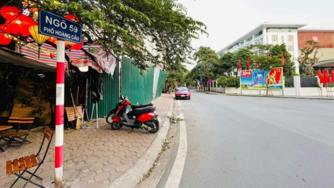 ban-nha-ngo-59-hoang-cau-gia-cuc-re