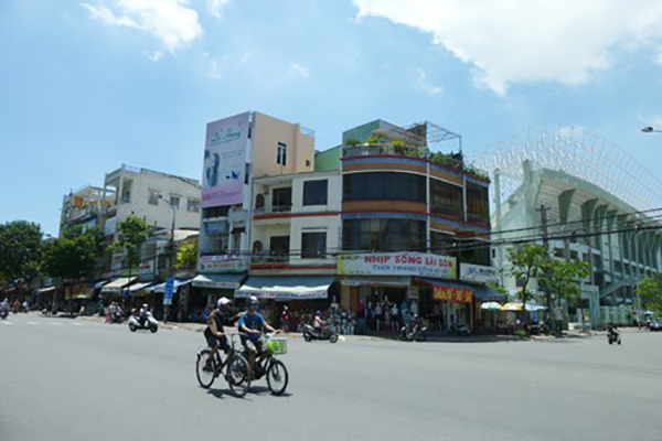 ban nha ngo gia tu da nang