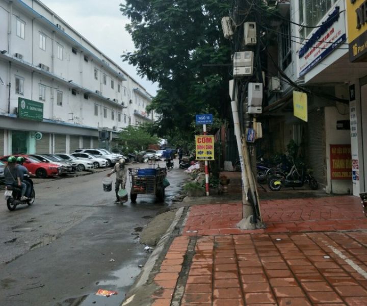 ban-nha-mat-pho-phan-van-tri-dong-da