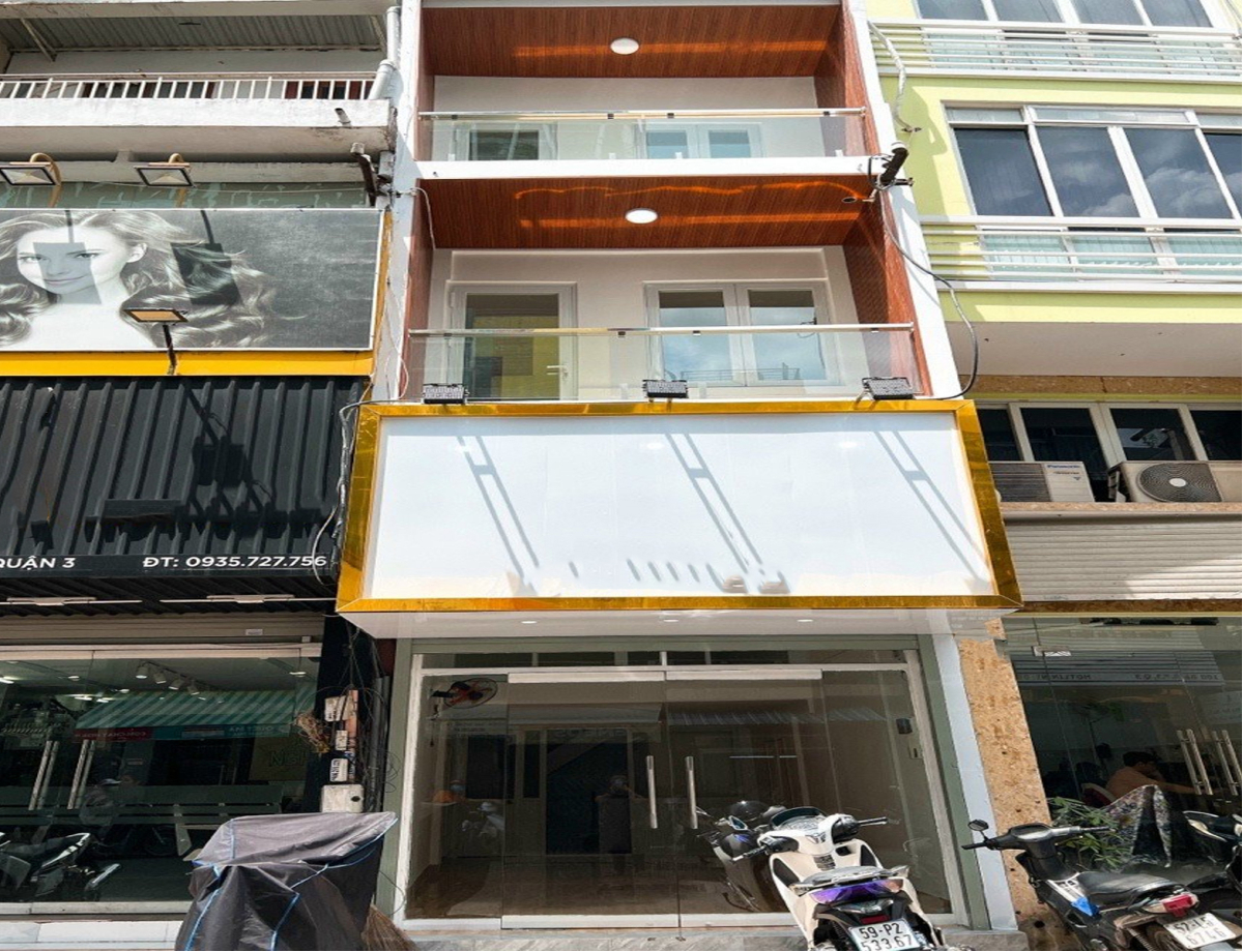 [Bán Nhà Quận 3] Mặt Tiền Bàn Cờ 4 Tầng Mới Số Nhà Phong Thủy Chỉ 13 Tỷ