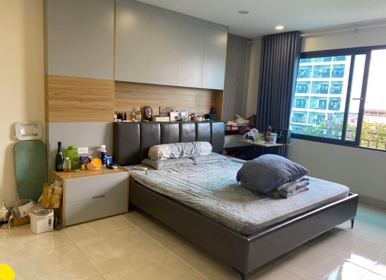 Bán nhà ngõ 9 Trần Quốc Hoàn Cầu giấy Phân Lô Ô TÔ ĐỖ 58m2, 2 thoáng NHÀ ĐẸP 12.8 tỷ