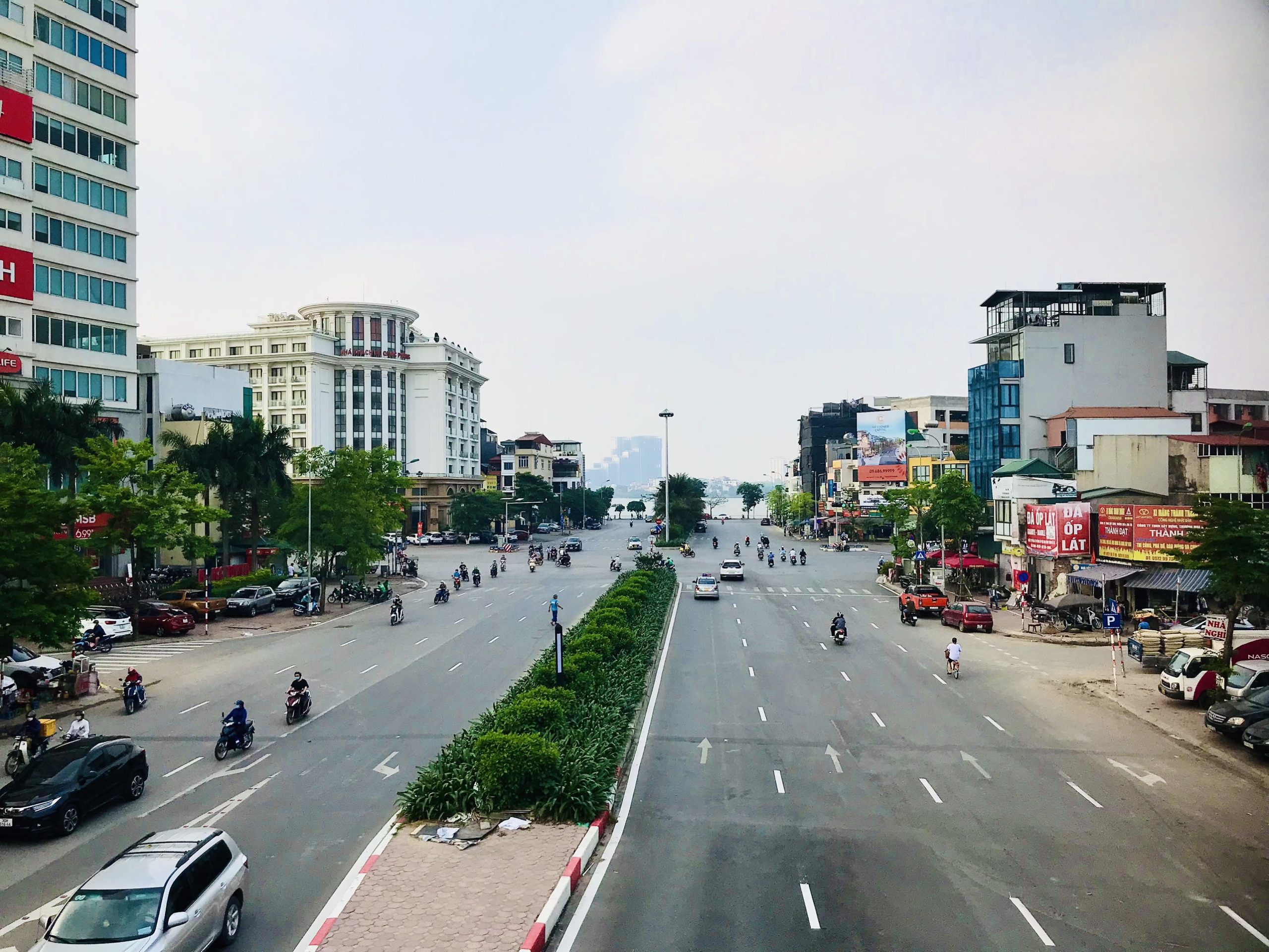 Bán nhà phố Thụy Khuê, Văn Cao - Hồ Tây, vỉa hè 4m, 45m2 chỉ 10 tỷ, kinh doanh đa dạng