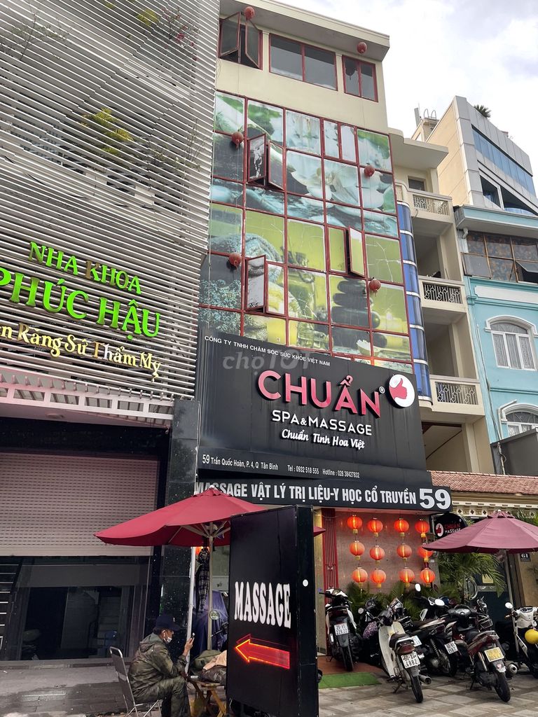 Bán nhà mặt tiền Trần Quốc Hoàn, Phường 4, Quận Tân Bình. 6x24m, nở hậu 7m, 6 tầng