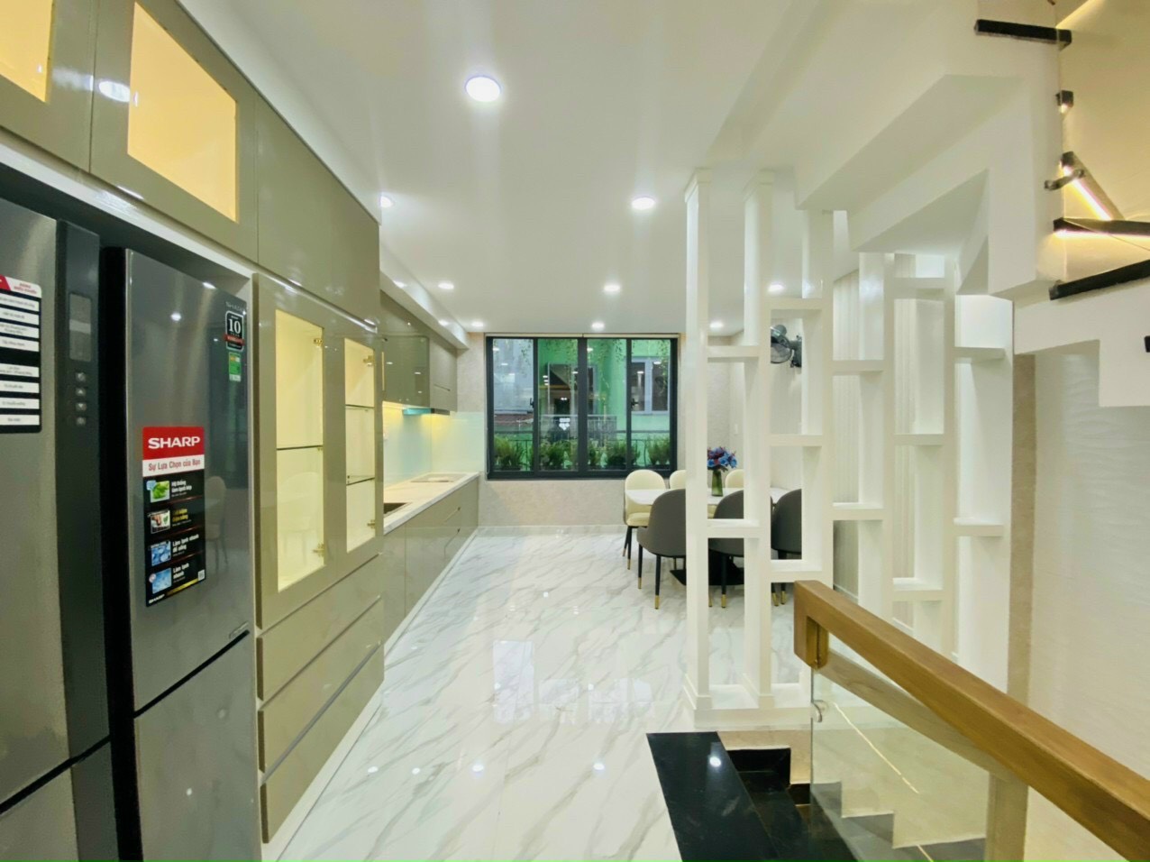 Nhà đẹp hẻm 4m Thích Quảng Đức, 4 x 10m, 3 lầu, 8.7 tỷ, Phú Nhuận