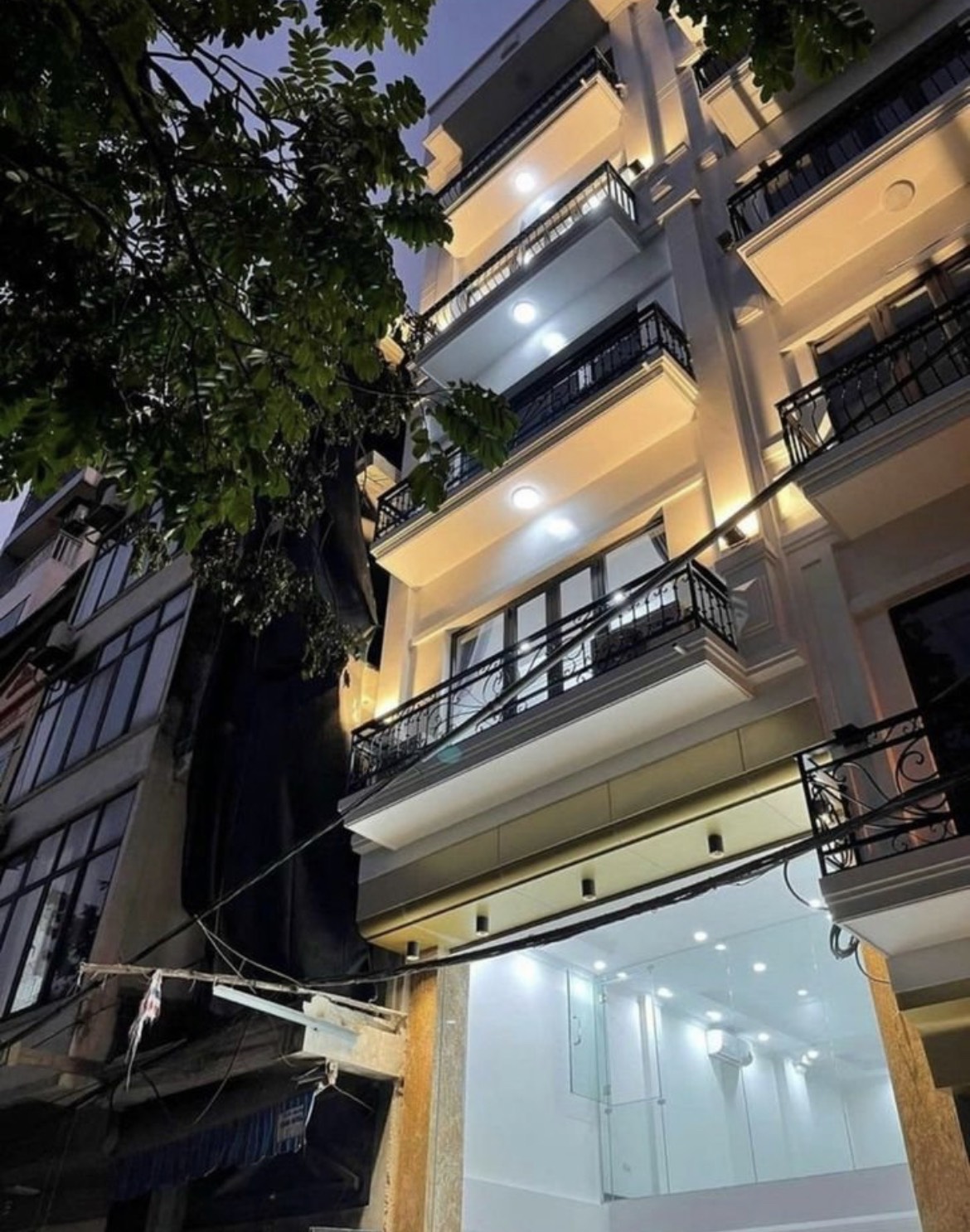 Bán nhà đẹp 35m2 5tầng nhỉnh 3tỷ ngõ ôtô tránh 173 Hoàng Hoa Thám Ba Đình