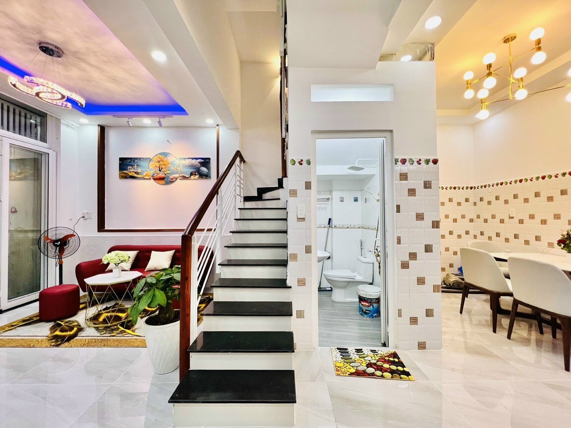 Nhà đẹp, 5 x 8m, 36m2, Huỳnh Đình Hai, chỉ 5.1 tỷ, Bình Thạnh