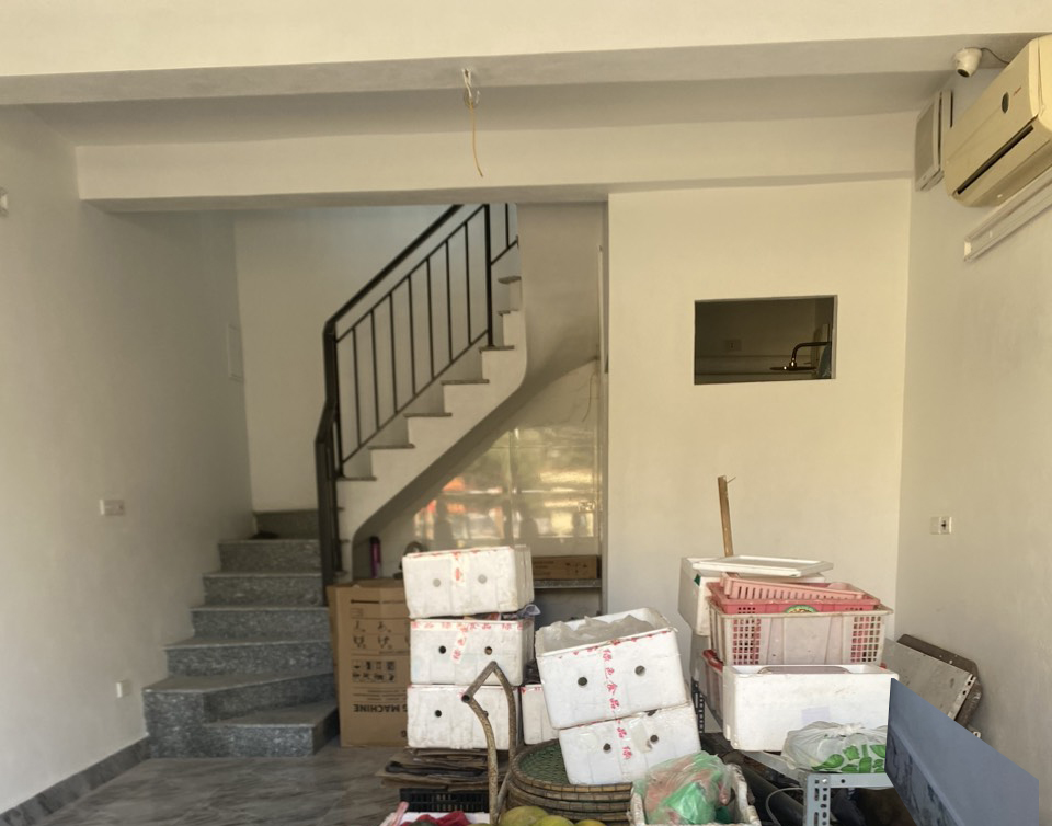 Cho thuê nhà 35m2 4 tầng mới đẹp, giá 16tr. Kinh doanh, văn phòng, nhà ở quá tuyệt.