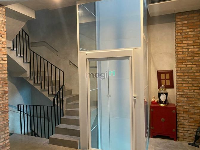 Biệt thự khu Fideco, Thảo Điền. 7m x 20m. Hầm 4 lầu. Nội thất cao cấp.