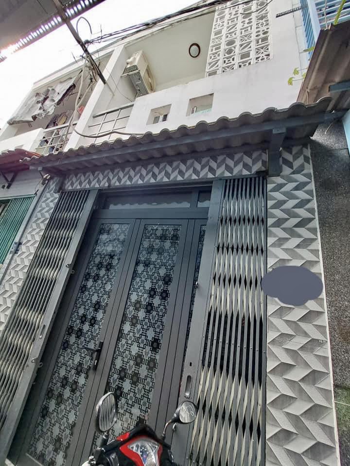 Chỉ Hơn 2Tỷ Có Ngay Căn Nhà 2 Tầng SHR, Hàng Xóm Him Lam, Trung Tâm Quận 7.