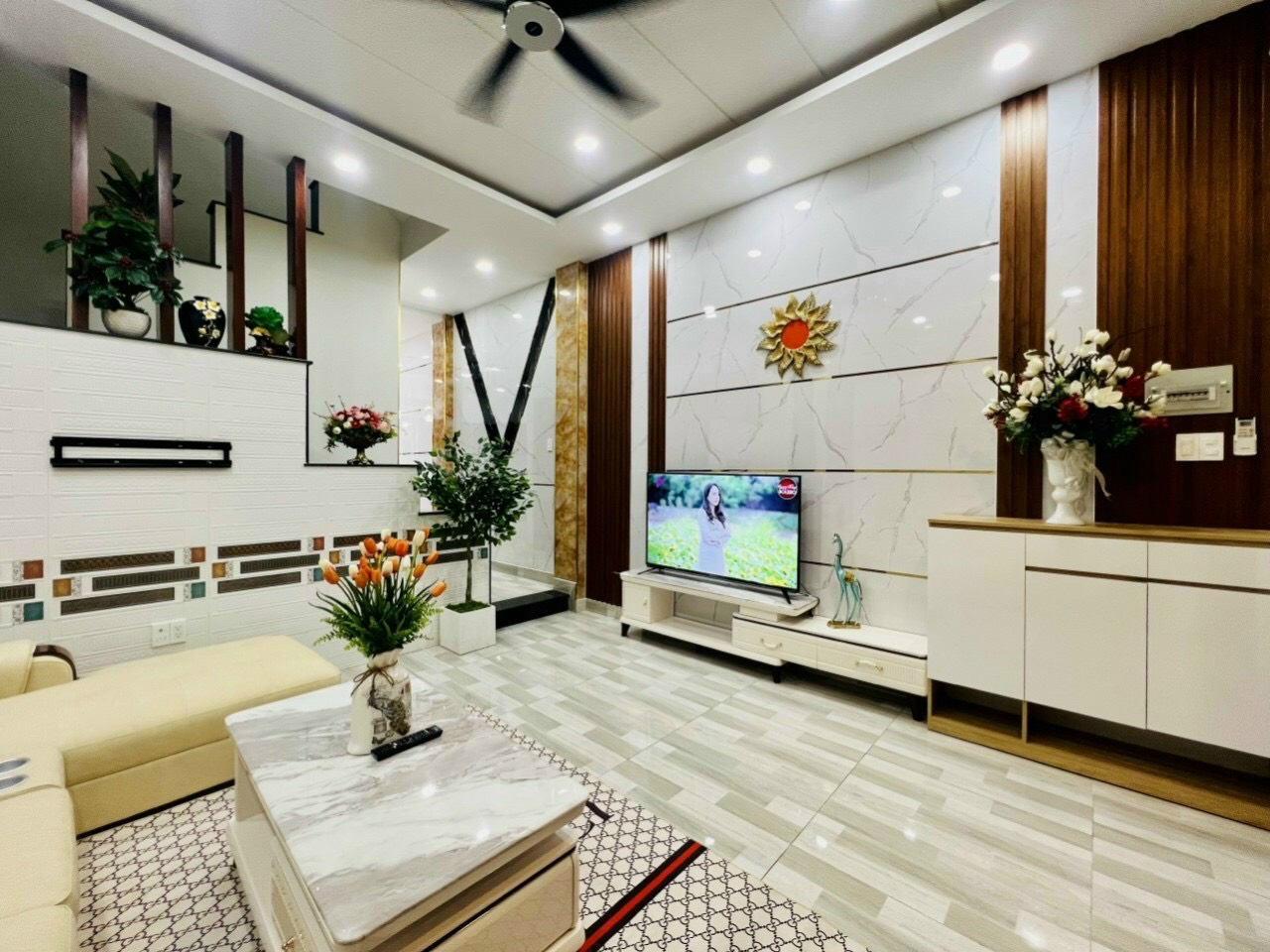 Nhà đẹp, Nguyễn Văn Trỗi, 3.5 x 14m, 2 lầu, chỉ 6.4 tỷ, Phú Nhuận