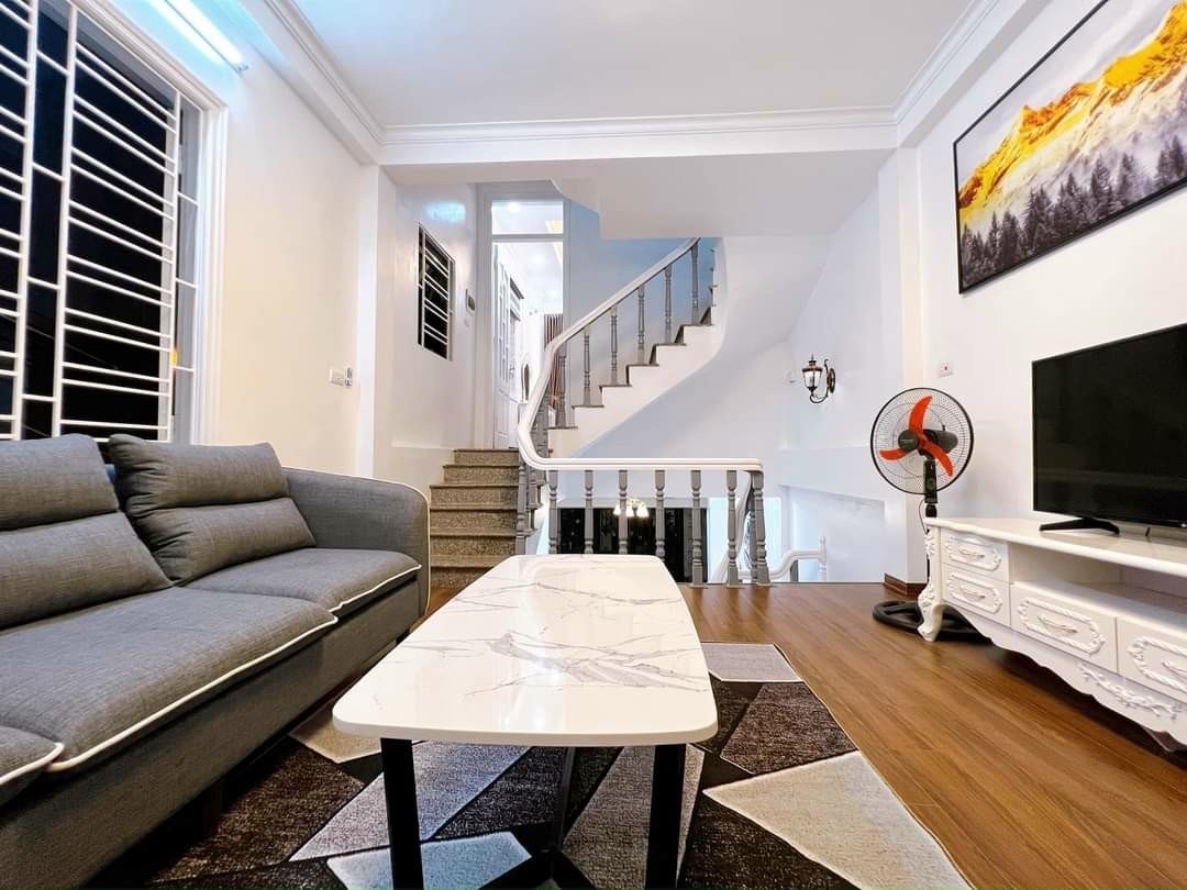 cần bán nhà định công thượng định công hoàng mai hà nội 35m 5 tầng hon 3 tỷ