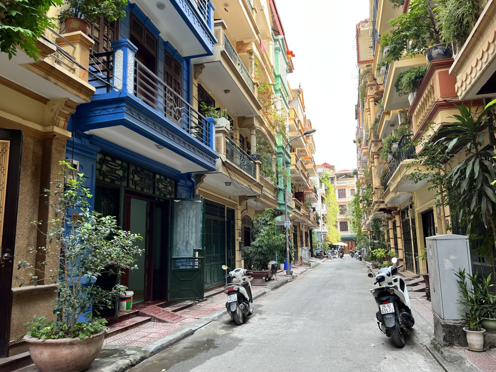 Phân Lô 5tầng KĐT Định Công Hoàng Mai 80m MT5m 16,8tỷ Thang Máy Ô Tô Vỉa Hè Kinh Doanh.LH:0397194848