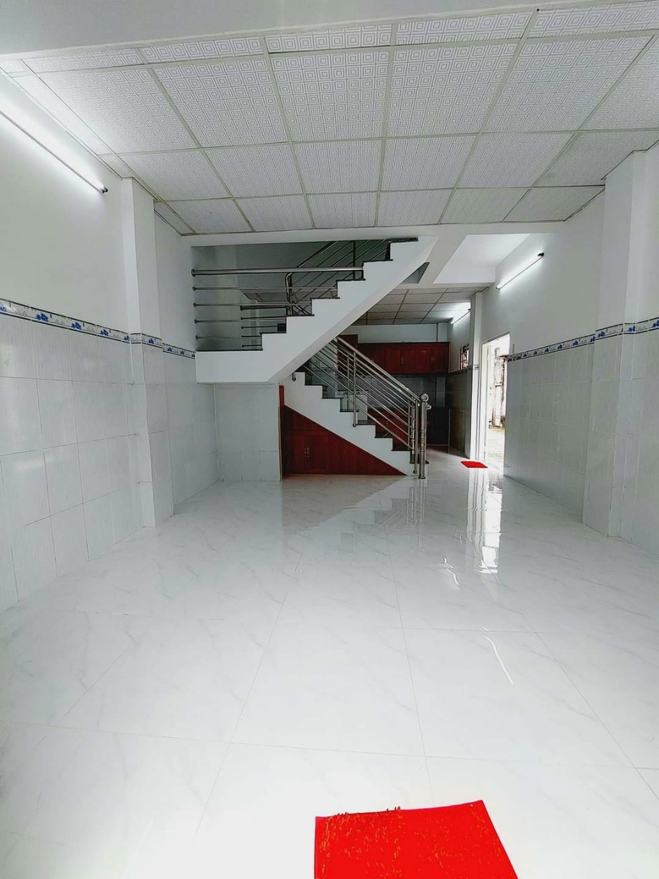 Nhà 1 trệt 1 lầu đúc kiên cố giá tốt CẦN BÁN GẤP