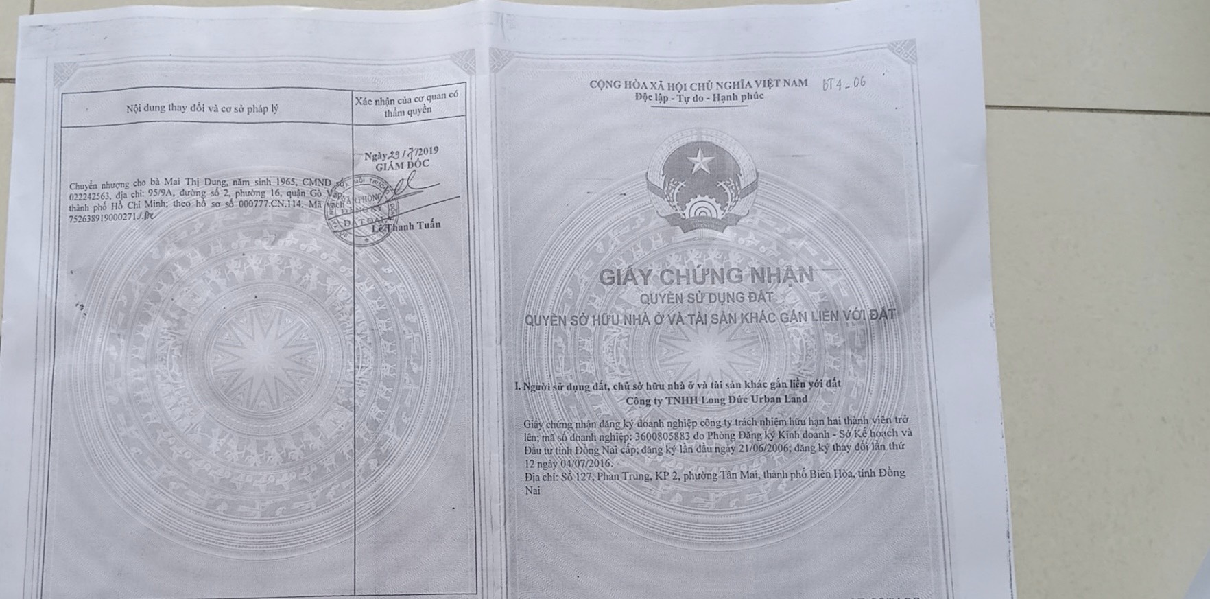 Cần tiền bán gấp lô đất biệt thự hơn 200 mét có sổ full . Giá rẻ bao thị trường. Ngay trung tâm , KDC hiện hữu