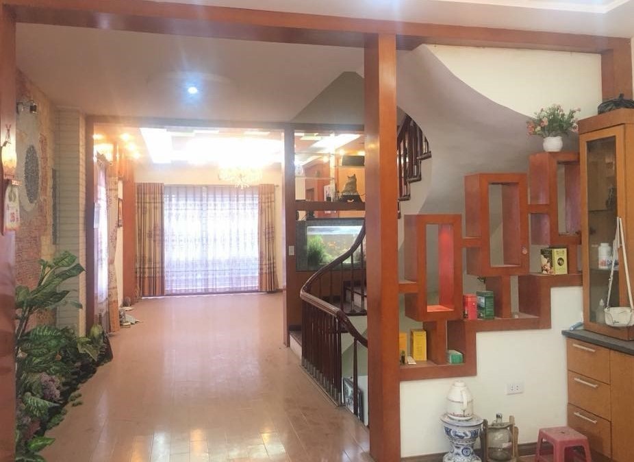 Bán Nhà Giá Cực Tốt, Hoàng Cầu, 70m2 Giá Nhỉnh 12 tỷ, Gara Ô Tô, Sổ Đẹp Nở Hậu Nhẹ