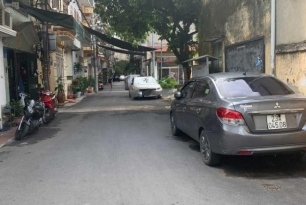 ban-nha-ngo-18-ngo-quyen-ha-dong