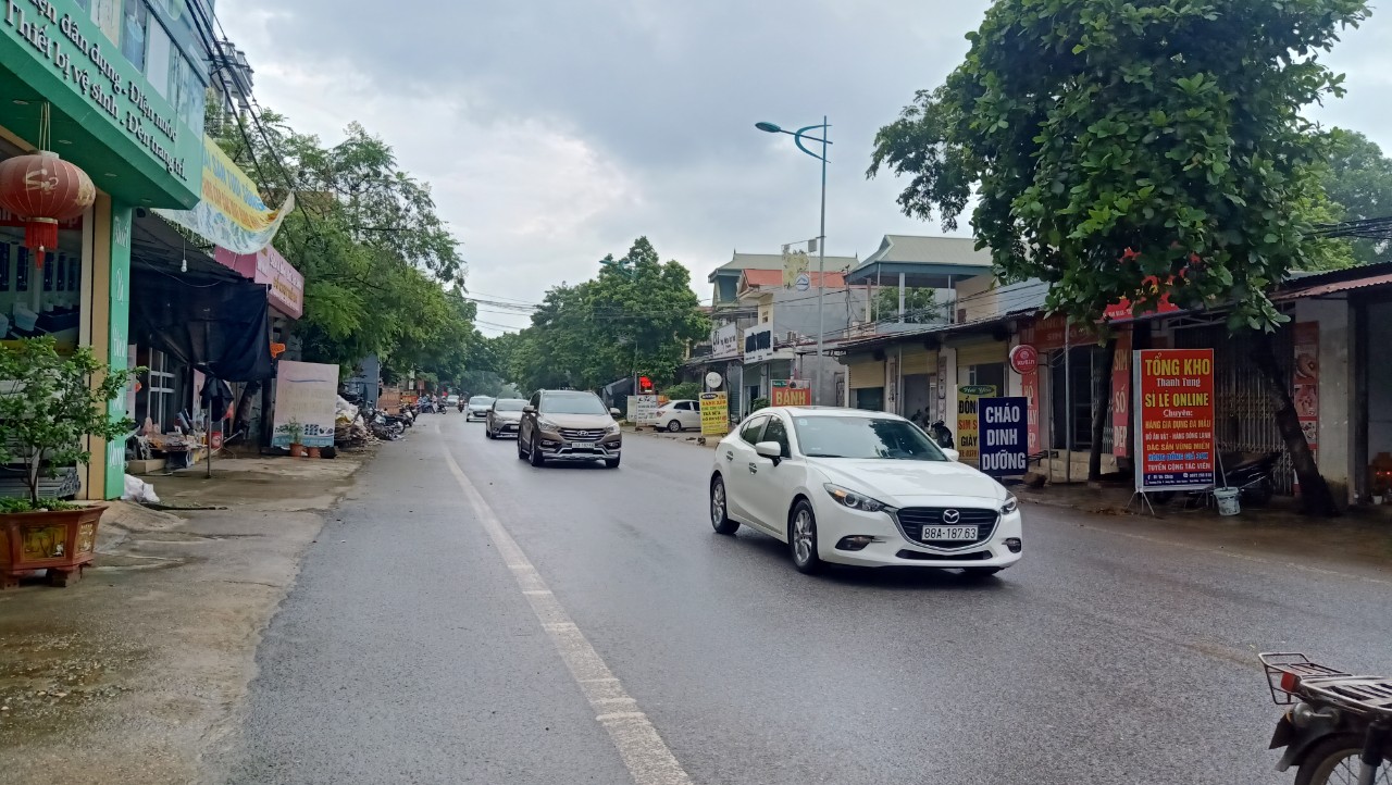 chính chủ bán lô đất diện tích đấu giá thôn làng mạ xã tam quan, Tam Đảo Vĩnh Phúc, diện tích 100m fhun thổ cư