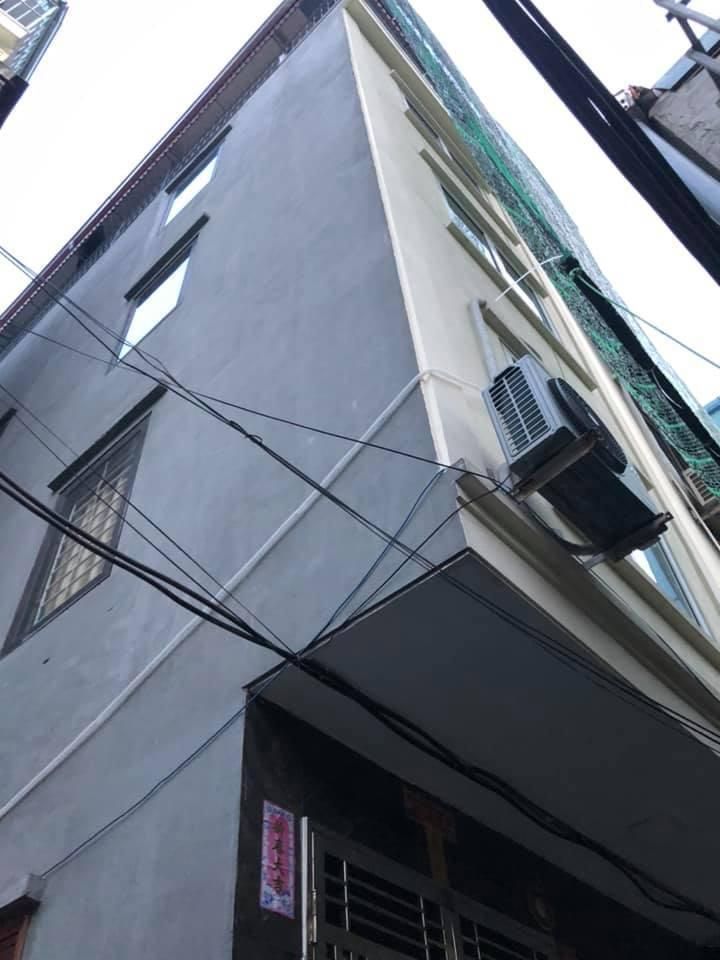 Cần Bán nhà Khương Đình Thanh Xuân Hà Nội, mặt ngoc to thoàng 42m 4T 4.2tỷ