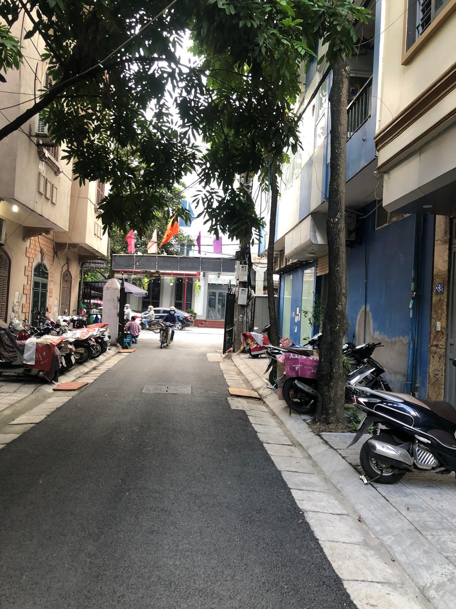 Bán nhà đẹp nhất, Lạc Trung,Hai Bà Trưng, 40m2, MT 6m, kinh doanh,ô tô,hơn 8 tỷ