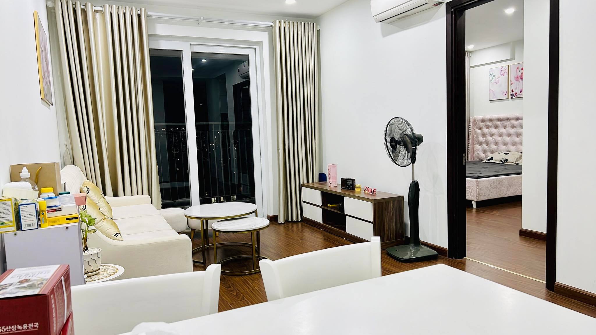 Bán gấp căn trung cư HH1 90 Nguyễn Tuân, Hướng Đông Nam cực hiếm, Hơn 70m2, 2 ngủ, 2WC. Giá 3,33 tỷ. 0782479469