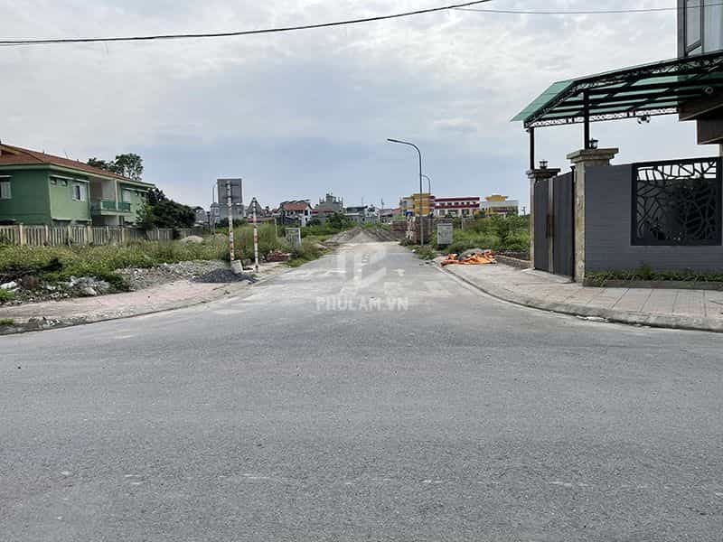 Cần bán gấp 79,8m2 TT7 khu đấu giá Cự Khối. Giá 9X rẻ nhất thị trường