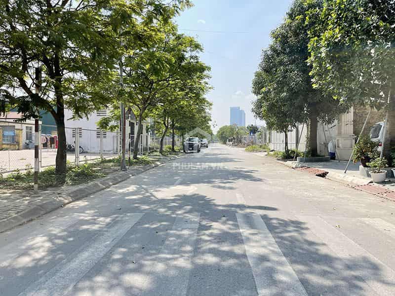 Cần tiền nâng vốn đều lệ công ty, bán gấp 2101m2 đất Làng nghề Kiêu Kỵ, Gia Lâm