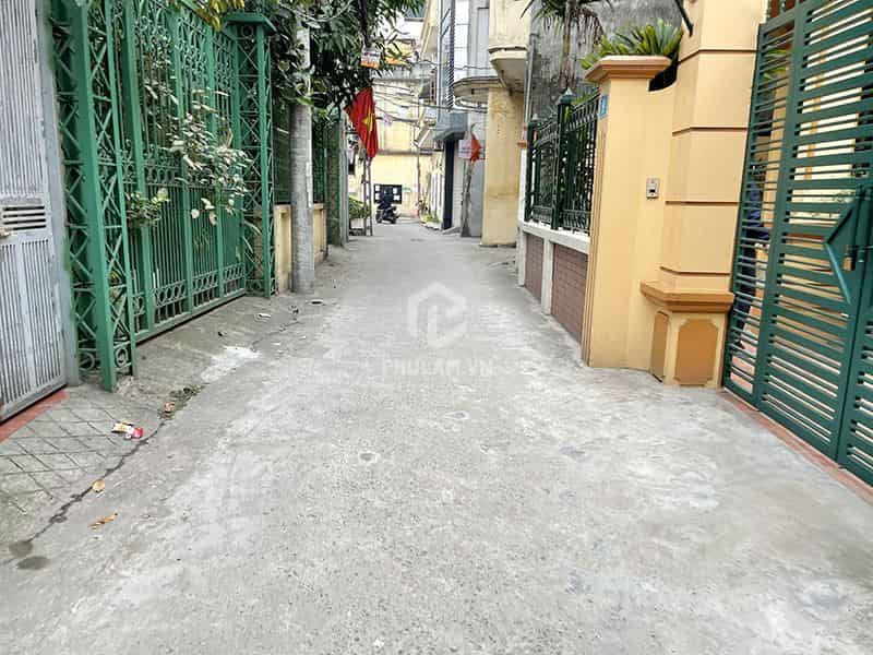 Chính chủ 56,1m2 đất nằm trong ngách 94 Thượng Thanh, Long Biên