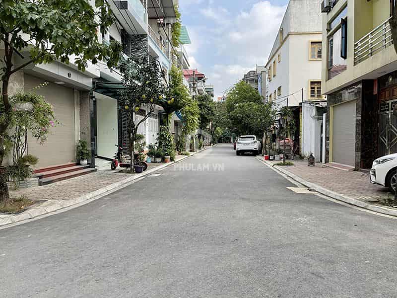 Chính chủ bán 114,6m2 đất hai mặt đường tại TDP Voi Phục, Cổ Bi, Gia Lâm