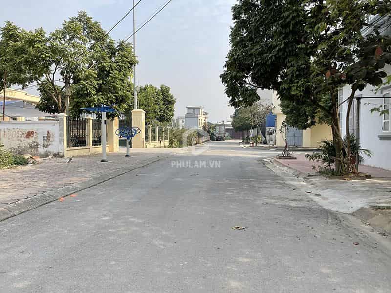 Cần tiền mua Vin 3 bán lô đất 60m2 tại TĐC Đông Dư, Gia Lâm