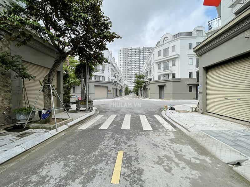 Gia đình cần bán căn 90m2 Shophouse Hải Phát - Dãy TT17 áp lưng với mặt hồ