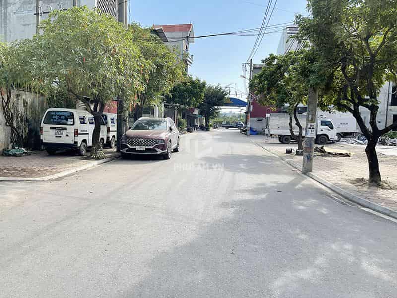 Không gồng nổi bank cần bán gấp 108,9m2 đất đấu giá Voi Phục. Giá tốt!