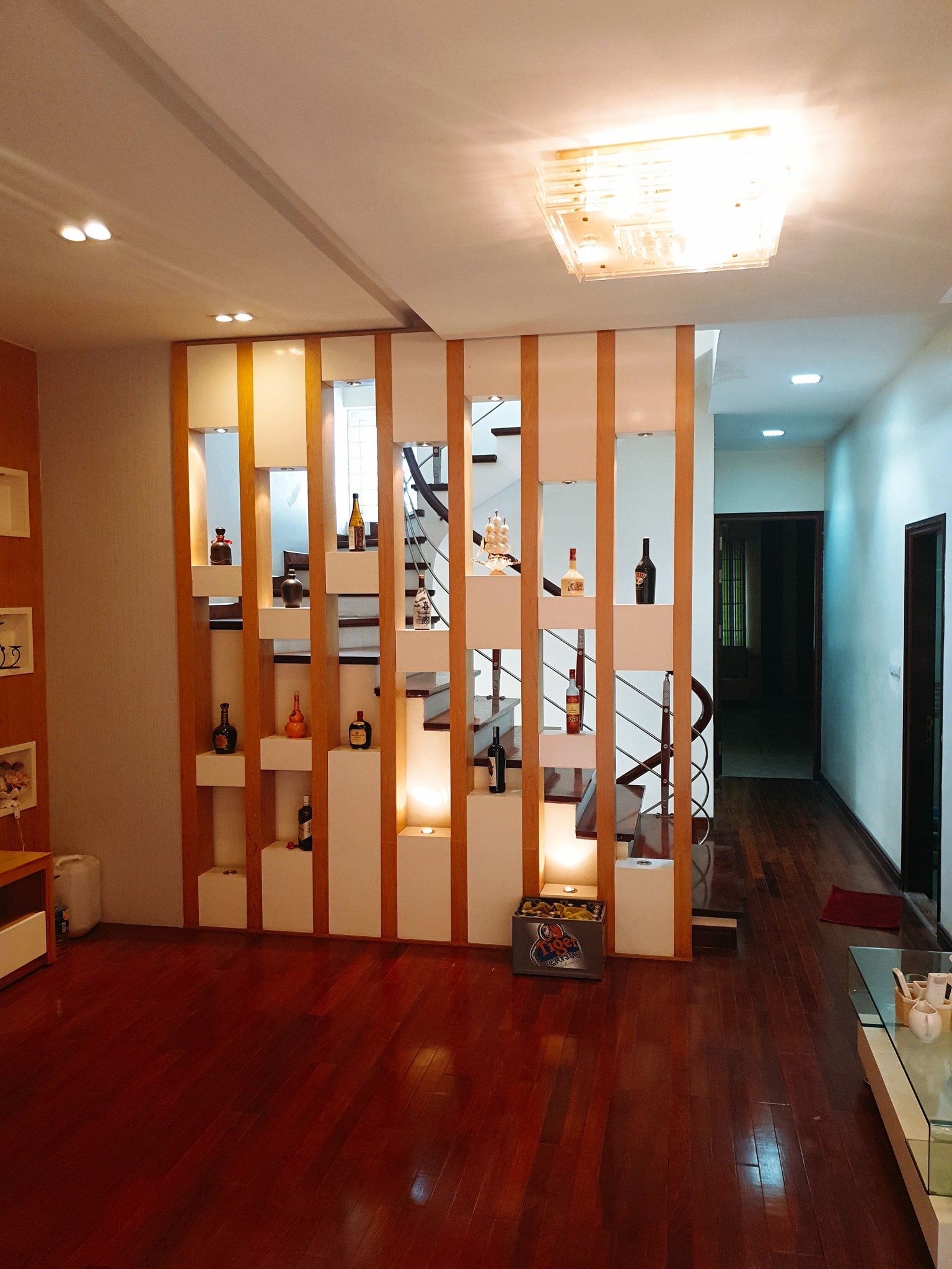 Bán Nhà Hàng Kịch Độc, Phố Xã Đàn, Ô Tô Tránh, Nhà Đẹp Ở Luôn, 45m2 – Giá 9.2 Tỷ