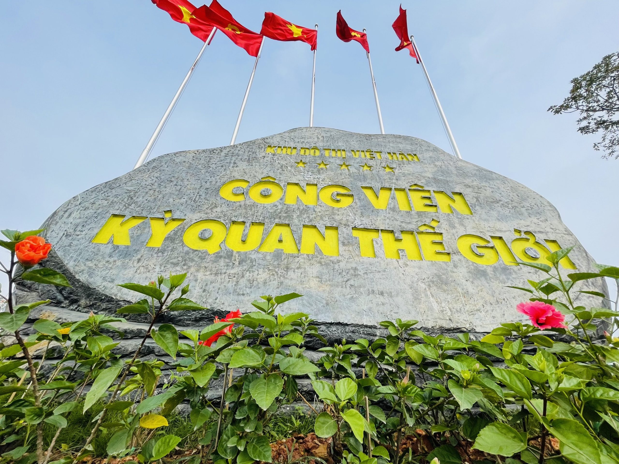 Chính thức ra thêm sản phẩm đất nền view quảng trường kỳ quan thế giới tại Khu đô thị Việt Hàn Phổ Yên Thái Nguyên.