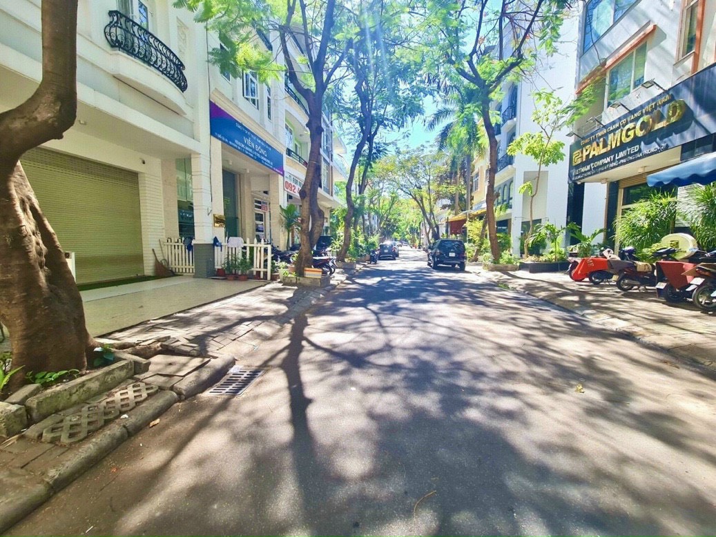 Cần bán nhà phố Hưng Phước, Phú Mỹ Hưng, Q7, giá rẻ 23 tỷ.