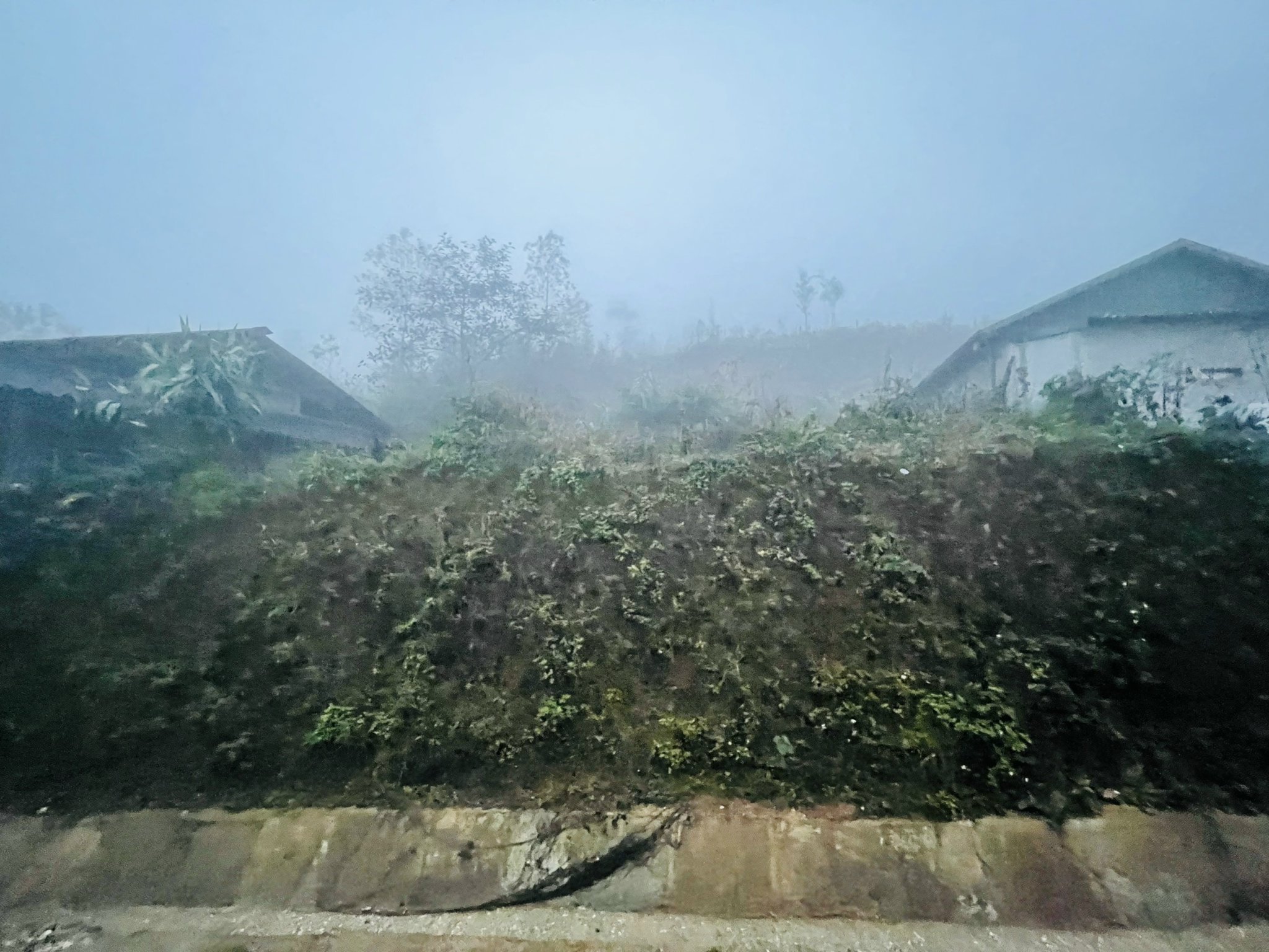 Bán nhanh Mảnh đất có diện tích khoảng. Đất nền sapa giá rẻ, biên độ lợi nhuận cao 220m nằm tại ĐẦU VÀO TRUNG TÂM TẢ