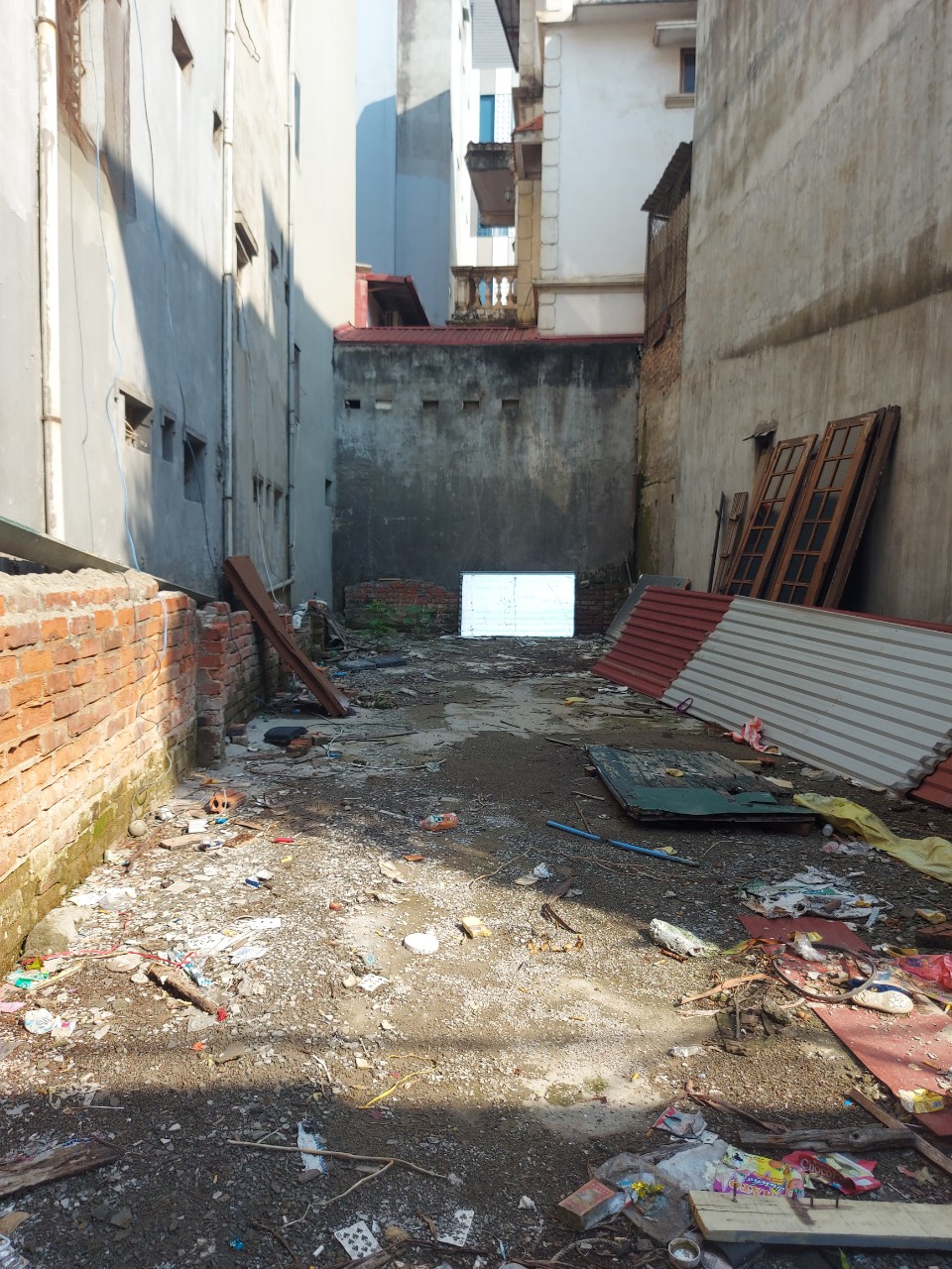 TẤC ĐẤT TẤC VÀNG???.ÂU CƠ, NHẬT TÂN, TÂY HỒ. ĐẤT 81/65M2, MT7.1M, GIÁ 8.6 TỶ.