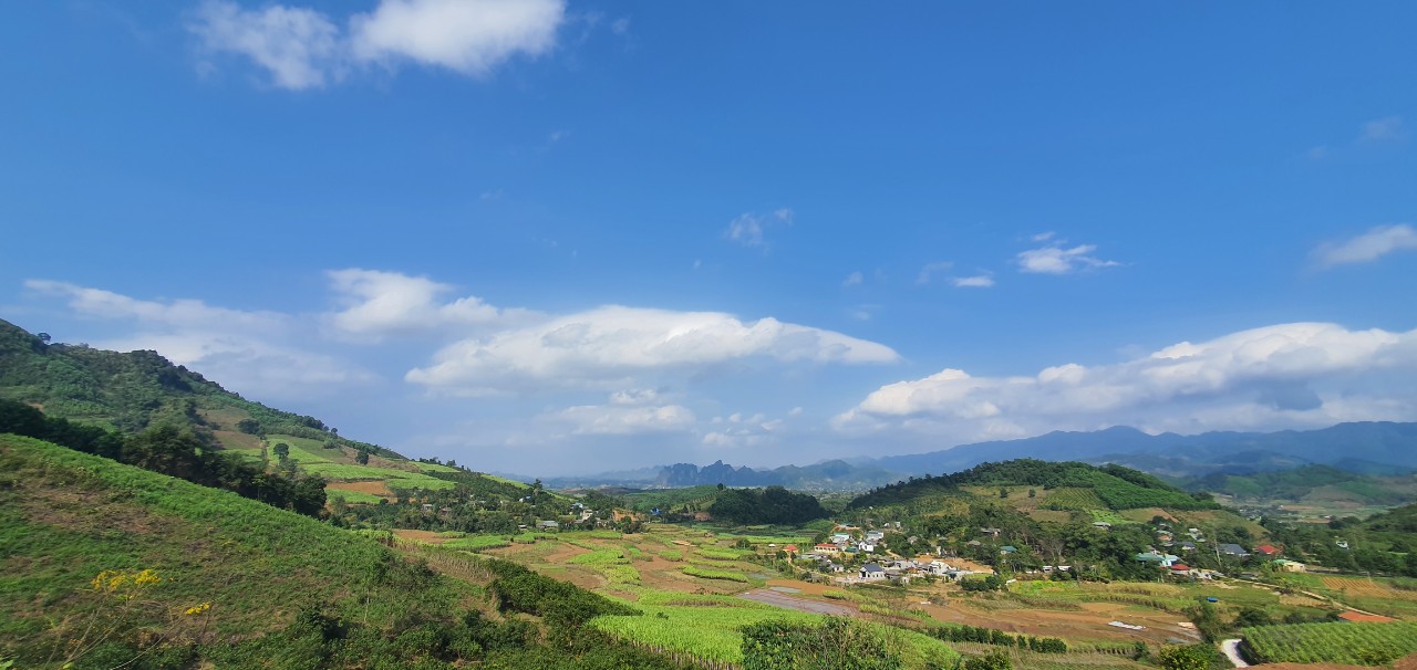 Đất siêu phẩm Cao Phong chỉ hơn 400k/m đt lên tới 9000 rộng rãi