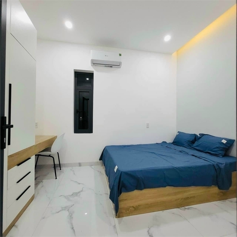90m2