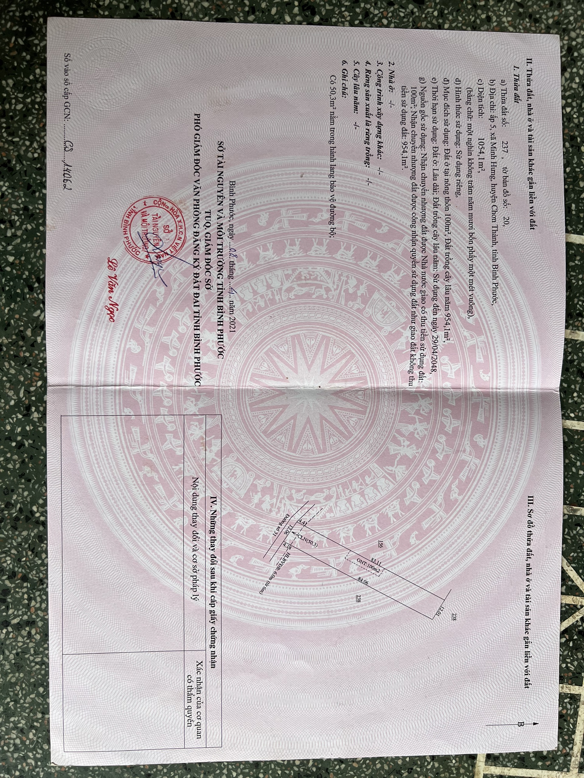 Kẹt tiền bán rẻ 1000m2 đất thích hợp xây trọ, nhà nghỉ gần KCN Minh Hưng, giá chỉ 2,4 triệu/m2