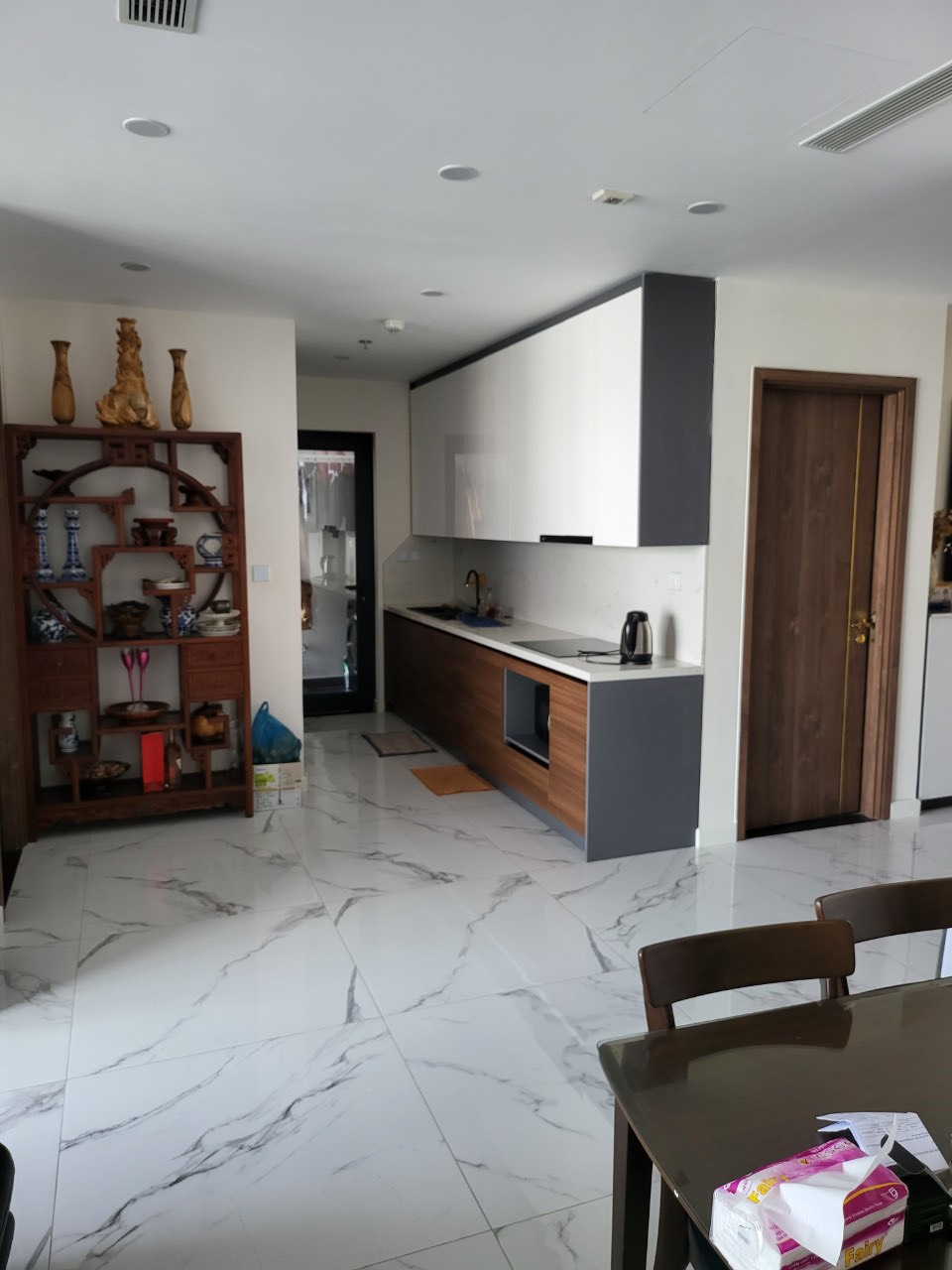 Cắt lỗ gấp bán rẻ CCCC Sunshine City tòa S5, 3 ngủ 2WC, 98m2, nội thất nhập khẩu