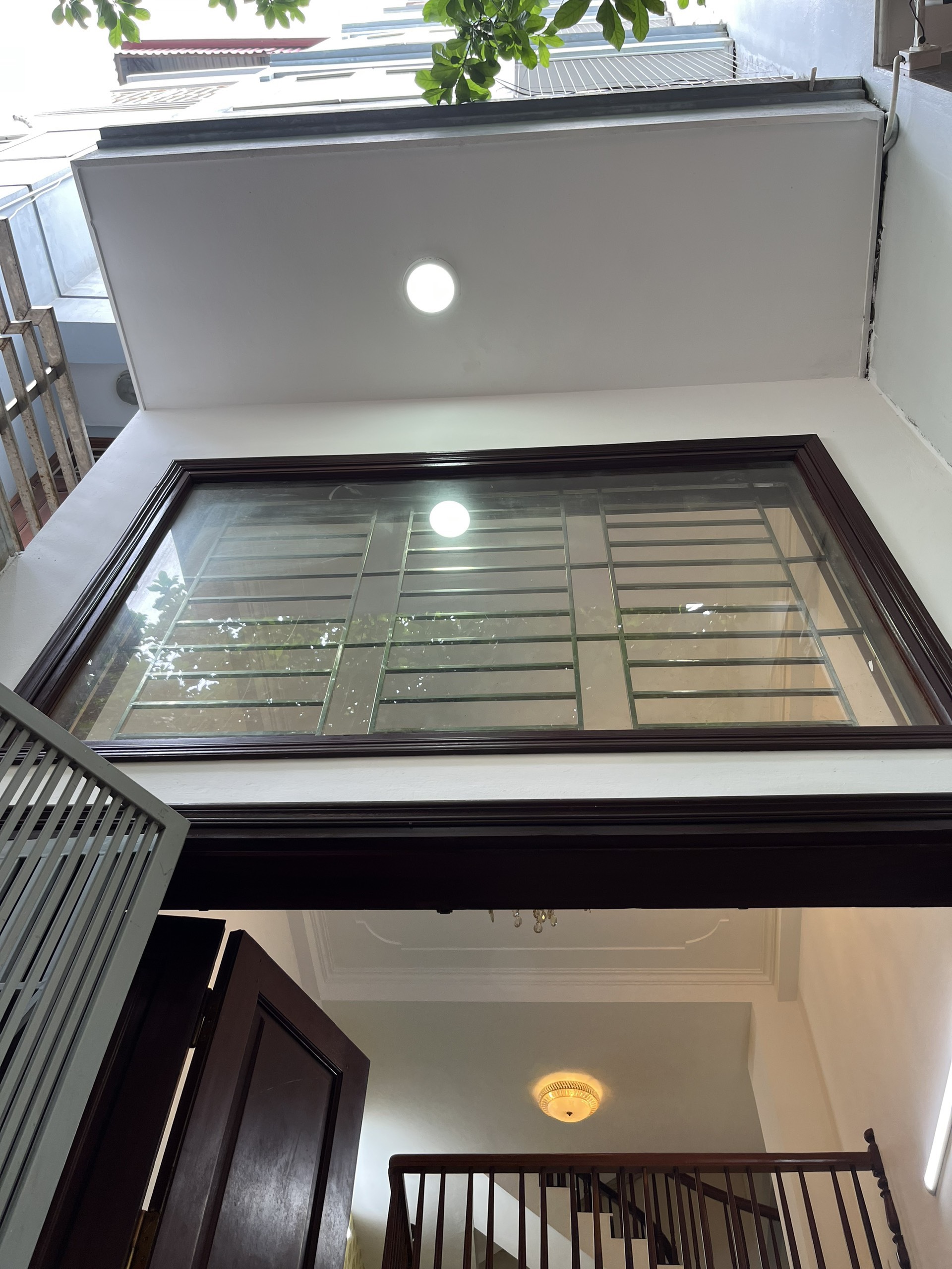 Chính chủ cần bán nhà 5 tầng 34m2 tại Hà Trì 4 ( cạnh ngã tư hà trì ) Hà Đông