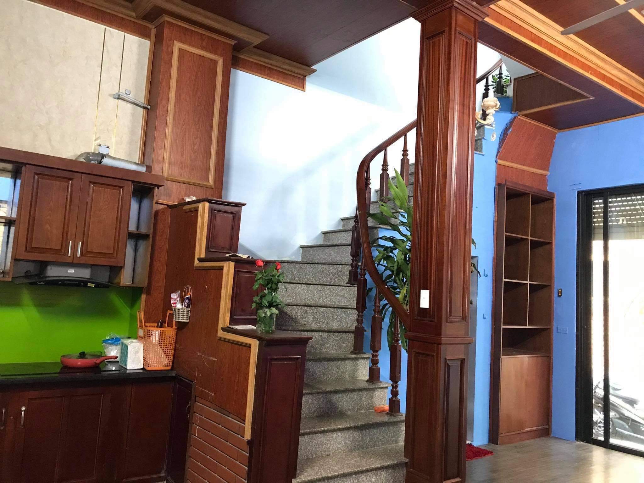 Nhà dân xây 4T Ngô Xuân Quảng Trâu Quỳ Gia Lâm, đường oto.