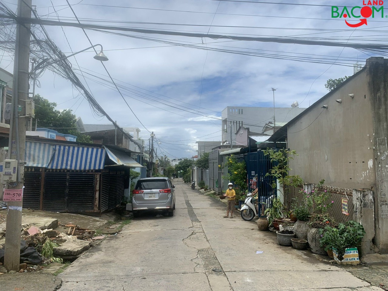 Bán 2 lô đất vị trí góc 2 mặt tiền đường oto P. Tam Hoà, gần giáo xứ Bùi Thượng!