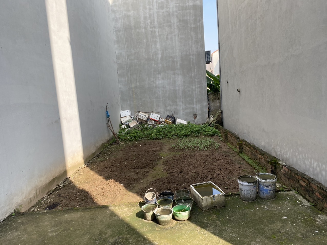 Chính chủ cần tiền muốn bán nhanh mảnh đất thổ cư nằm trong ngõ 197 phố Ngô Xuân Quảng, Trâu Qùy