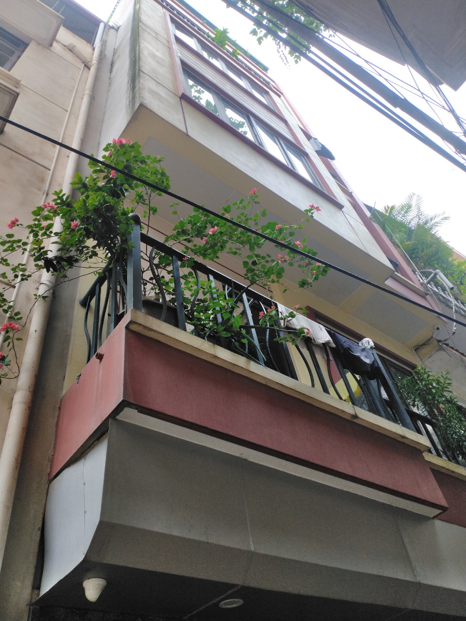 Nhà đẹp ở ngay, Ga ra ô tô, kinh doanh văn phòng tại nguyễn Quý Đức, Q. Thanh Xuân