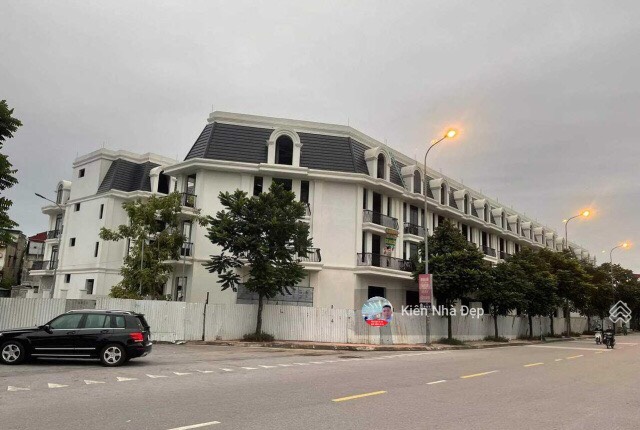 Bán gấp 2 căn liền kề 140m dự án Vỹ Yến Reverside Thượng Thanh, Long Biên: